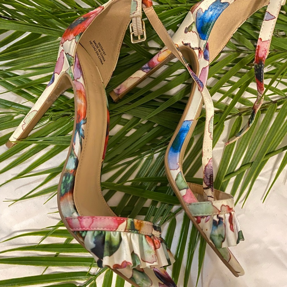 Forever 21 Pattern Ruffled Heeled Sandals